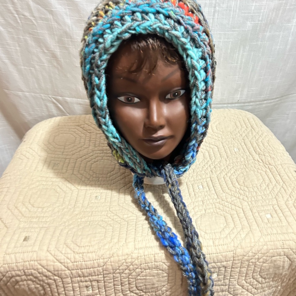 Crochet hood NWOT - Picture 2 of 3